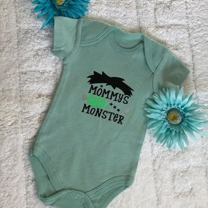 Custom 0-3 months Halloween 👻 🎃 onesie